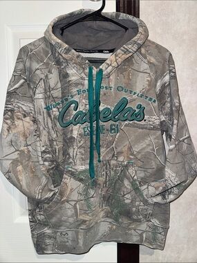 Cabela's Realtree Gray Camo Hoodie with Teal Logo